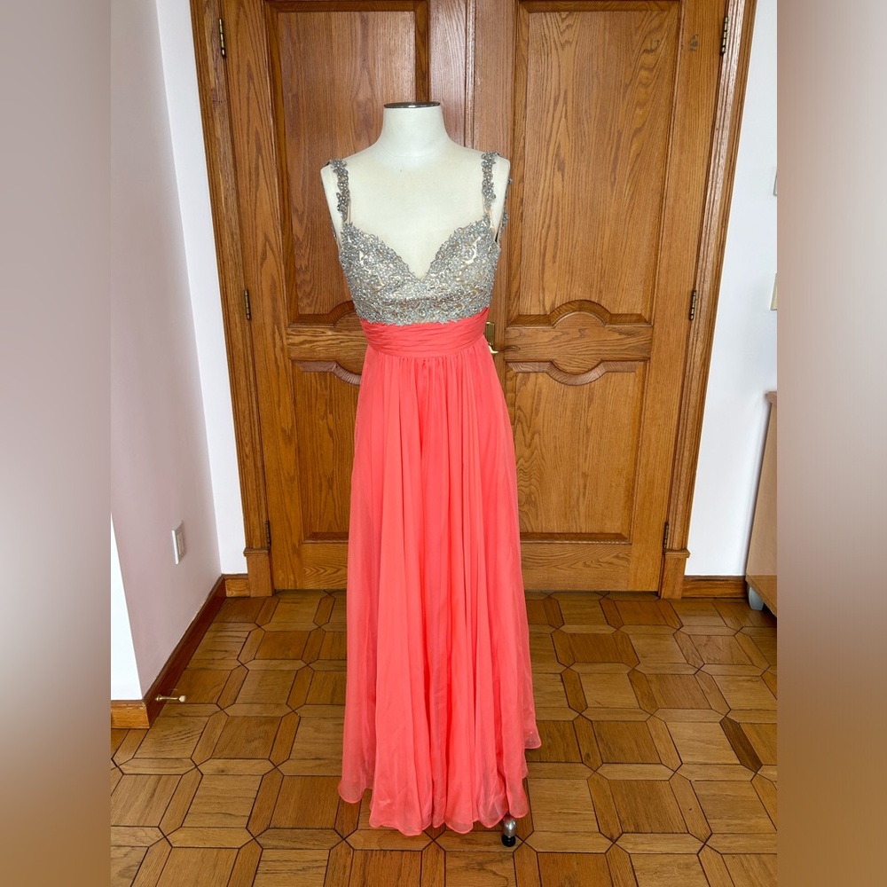Prom dress boutique